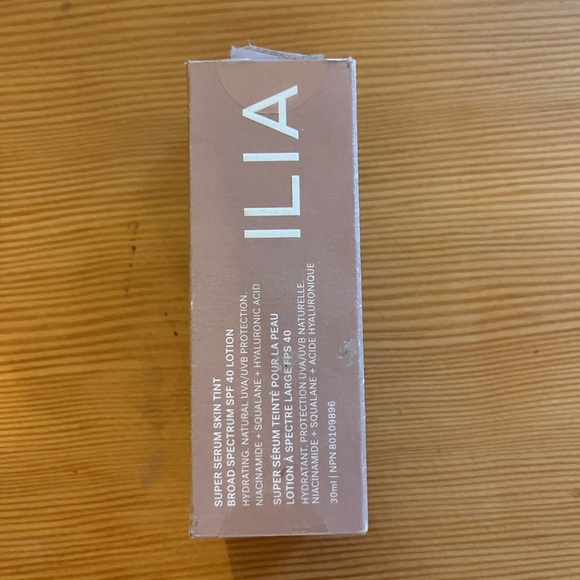 Ilia super serum skin tint BOM BOM ST5 - Picture 3 of 5